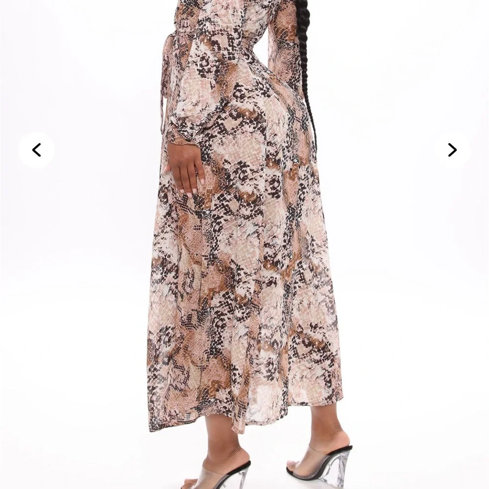 🪷Elegant Cream and Black Women's maxi Dress🪷 - Picture 4 of 4